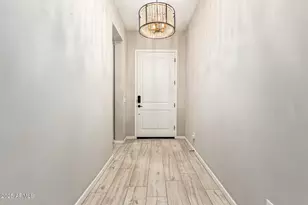 2831 E Los Gatos Dr, Phoenix, AZ 85050 - Photo 4