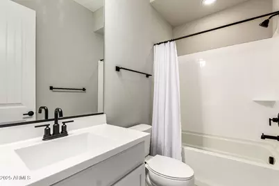 2831 E Los Gatos Drive, Phoenix, AZ 85050 - Photo 26