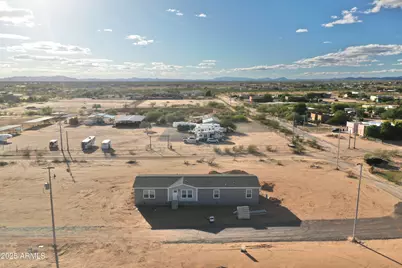 28514 N 250th Lane, Wittmann, AZ 85361 - Photo 18