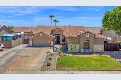 7965 W Robin Lane, Peoria, AZ 85383 - Photo 2