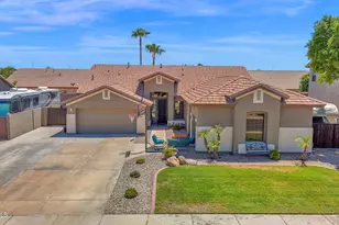 7965 W Robin Ln, Peoria, AZ 85383 - Photo 2