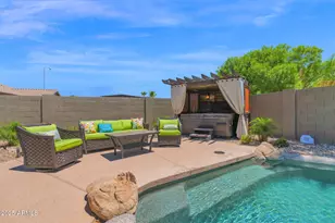 7965 W Robin Ln, Peoria, AZ 85383 - Photo 4