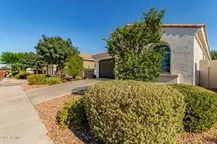 487 W Rainbow Bridge Ln, San Tan Valley, AZ 85140 - Photo 2