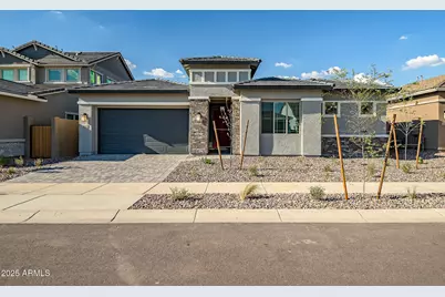 804 W Superstition Drive, San Tan Valley, AZ 85140 - Photo 1