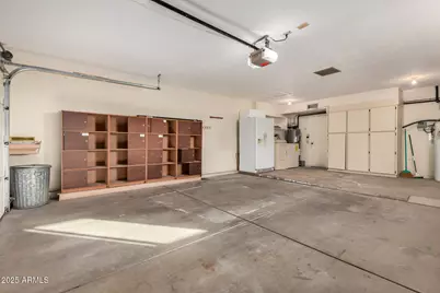 11049 W Crestbrook Drive, Sun City, AZ 85351 - Photo 22