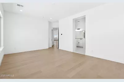 20808 W San Miguel Avenue, Buckeye, AZ 85396 - Photo 10