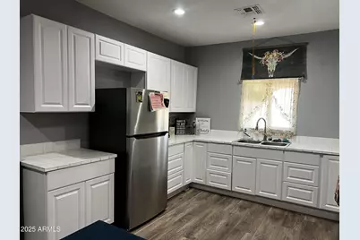 9432 S 325th Avenue, Buckeye, AZ 85396 - Photo 8