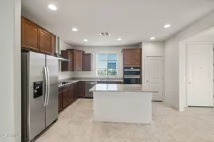 16464 W Whispering Wind Dr, Surprise, AZ 85387 - Photo 8