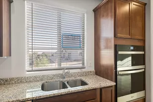 16464 W Whispering Wind Dr, Surprise, AZ 85387 - Photo 10