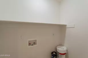 521 E Wickieup Ln, Phoenix, AZ 85024 - Photo 28