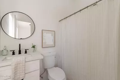 521 E Wickieup Lane, Phoenix, AZ 85024 - Photo 22