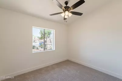 521 E Wickieup Lane, Phoenix, AZ 85024 - Photo 26