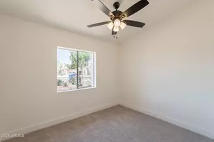 521 E Wickieup Ln, Phoenix, AZ 85024 - Photo 26