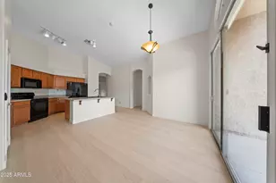 4315 E Redwood Ln, Phoenix, AZ 85048 - Photo 8