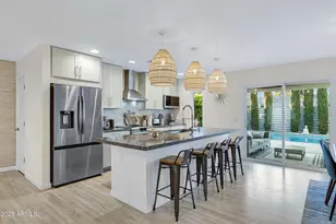 8738 E Rose Ln, Scottsdale, AZ 85250 - Photo 10