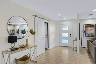 8738 E Rose Ln, Scottsdale, AZ 85250 - Photo 8