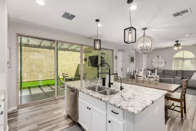 3907 E Perkinsville Street, Gilbert, AZ 85295 - Photo 10