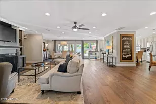 3841 E Elm St, Phoenix, AZ 85018 - Photo 10