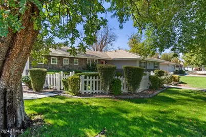 3841 E Elm Street, Phoenix, AZ 85018 - Photo 6