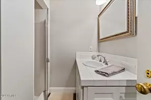 3841 E Elm St, Phoenix, AZ 85018 - Photo 36