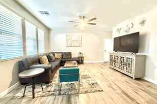 3708 E Kerry Ln, Phoenix, AZ 85050 - Photo 6