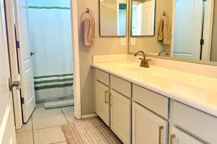 3708 E Kerry Ln, Phoenix, AZ 85050 - Photo 14