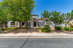 2646 E Bartlett Pl, Chandler, AZ 85249 - Photo 2