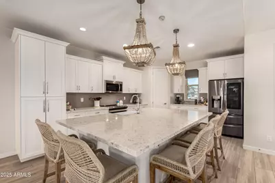 14612 W Plum Road, Surprise, AZ 85387 - Photo 10