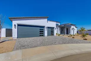 3330 W Desert Dawn Dr, Phoenix, AZ 85083 - Photo 2