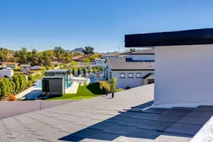 3330 W Desert Dawn Dr, Phoenix, AZ 85083 - Photo 38