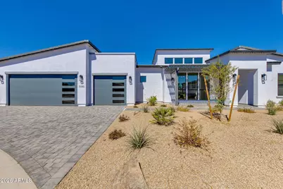 3330 W Desert Dawn Drive, Phoenix, AZ 85083 - Photo 1