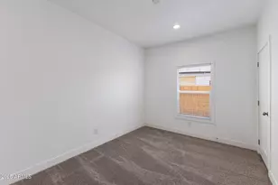 355 S 58th St, Mesa, AZ 85206 - Photo 18