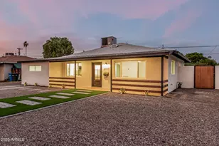 3111 N 34th St, Phoenix, AZ 85018 - Photo 1