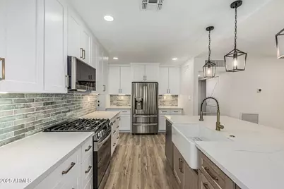 3111 N 34th Street, Phoenix, AZ 85018 - Photo 18