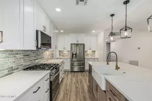 3111 N 34th St, Phoenix, AZ 85018 - Photo 18