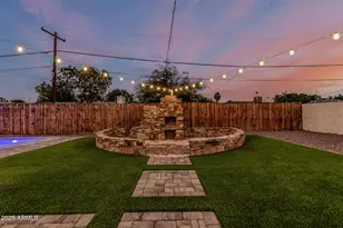 3111 N 34th St, Phoenix, AZ 85018 - Photo 8