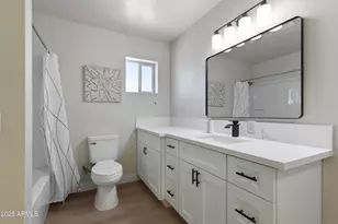 1065 W Whiteley St, Apache Junction, AZ 85120 - Photo 4