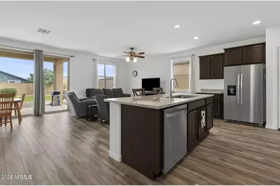 40538 W Hensley Way, Maricopa, AZ 85138 - Photo 4