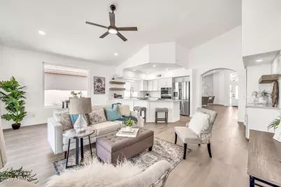 10914 E Navajo Drive, Sun Lakes, AZ 85248 - Photo 1