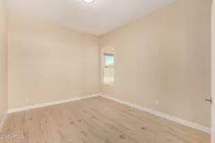 180 N Mondel Dr, Gilbert, AZ 85233 - Photo 28