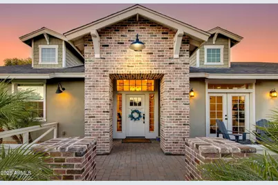 3838 E Devonshire Avenue, Phoenix, AZ 85018 - Photo 1