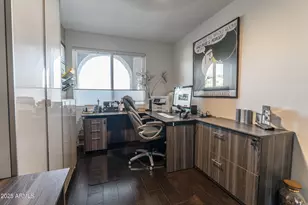 1136 E Forest Hills Dr, Phoenix, AZ 85022 - Photo 38