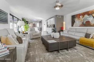 1136 E Forest Hills Dr, Phoenix, AZ 85022 - Photo 14