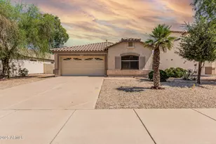 1748 E Loma Vista St, Gilbert, AZ 85295 - Photo 1