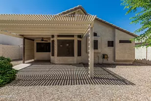 1748 E Loma Vista St, Gilbert, AZ 85295 - Photo 36