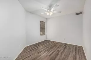 1748 E Loma Vista St, Gilbert, AZ 85295 - Photo 12