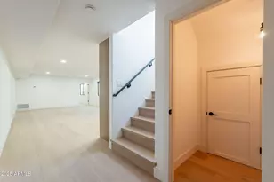 10228 N 55th Pl, Paradise Valley, AZ 85253 - Photo 48