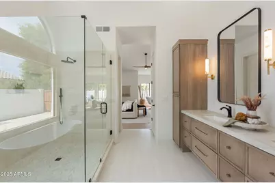 10228 N 55th Place, Paradise Valley, AZ 85253 - Photo 36