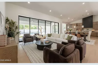 10228 N 55th Place, Paradise Valley, AZ 85253 - Photo 12