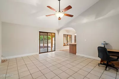 23051 N 87th Drive, Peoria, AZ 85383 - Photo 10